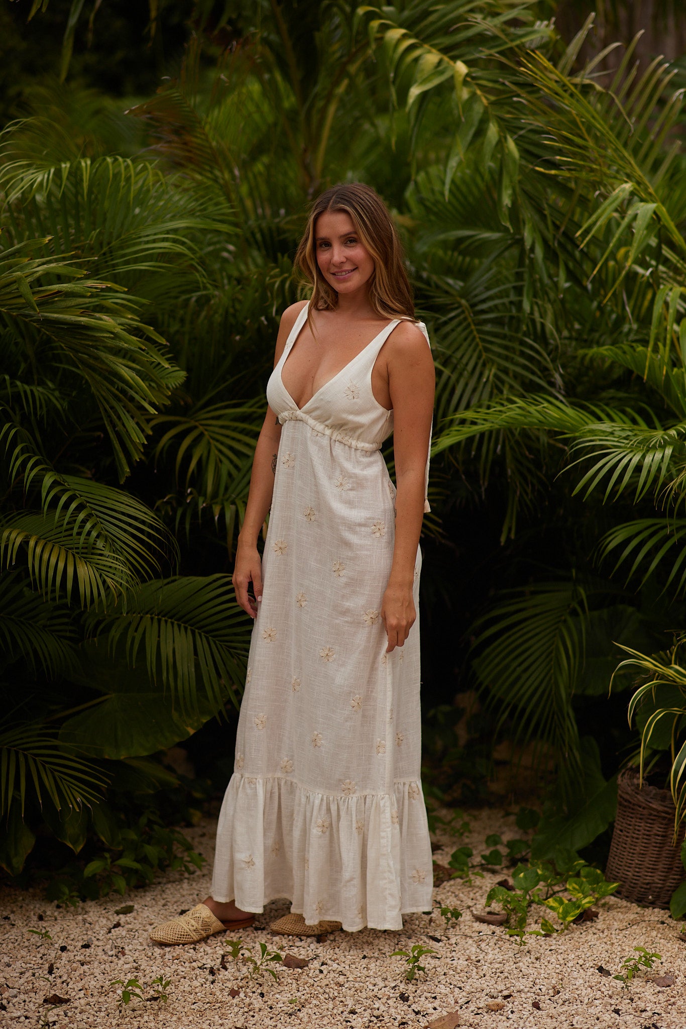 Chic White Flowing Maxi Dress