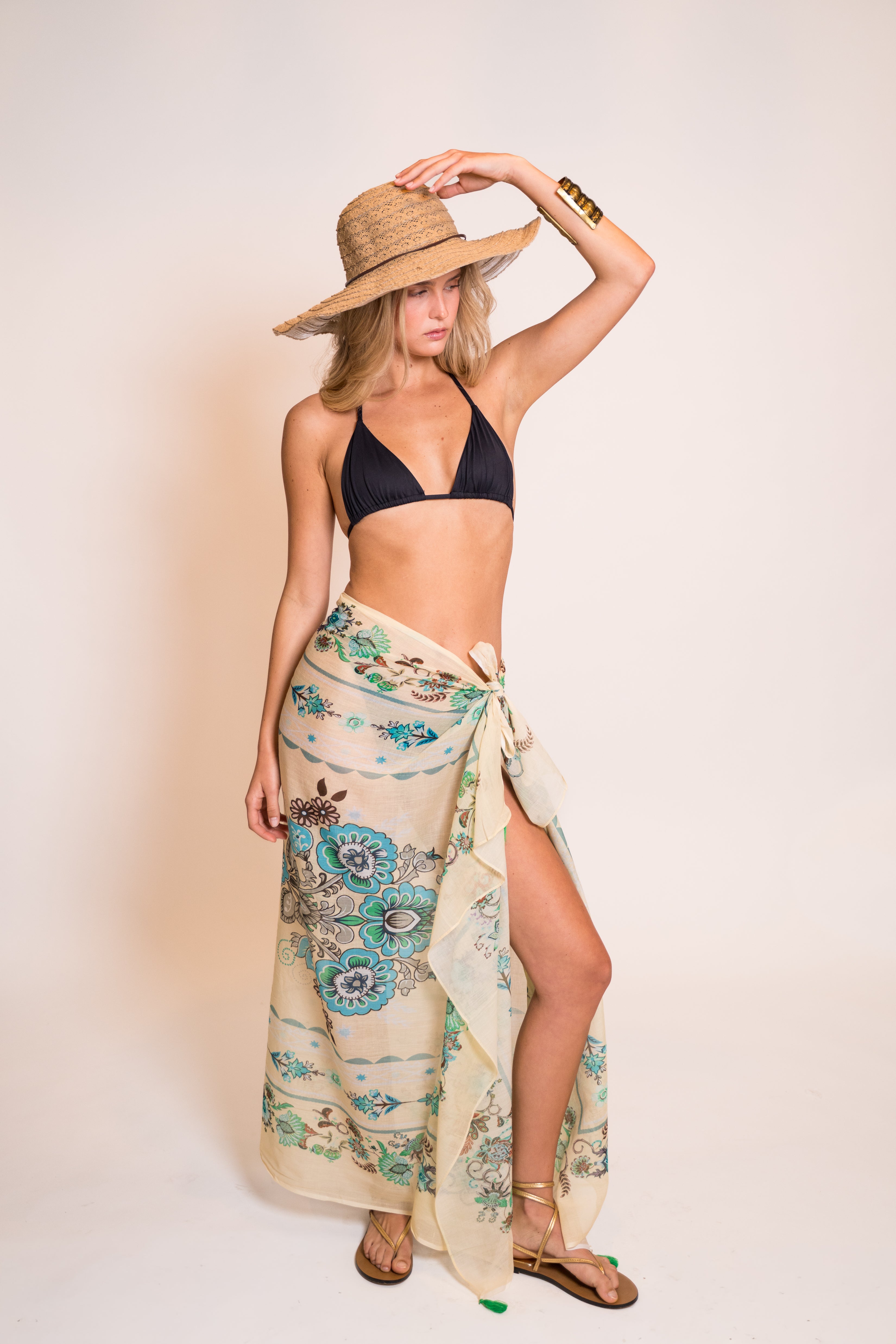 SARONG
